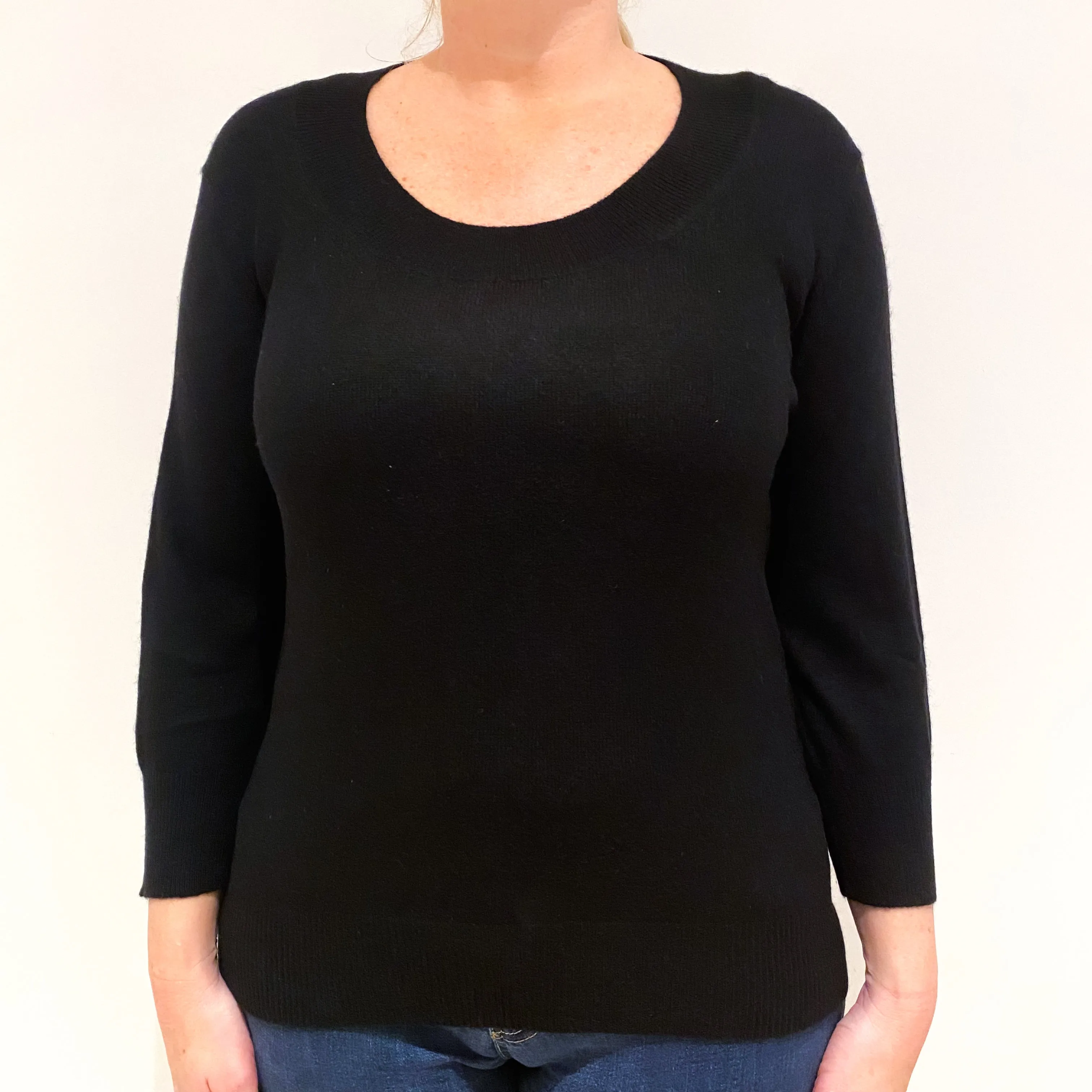 Black 3/4 Sleeved Cashmere Scoop Neck Jumper Large