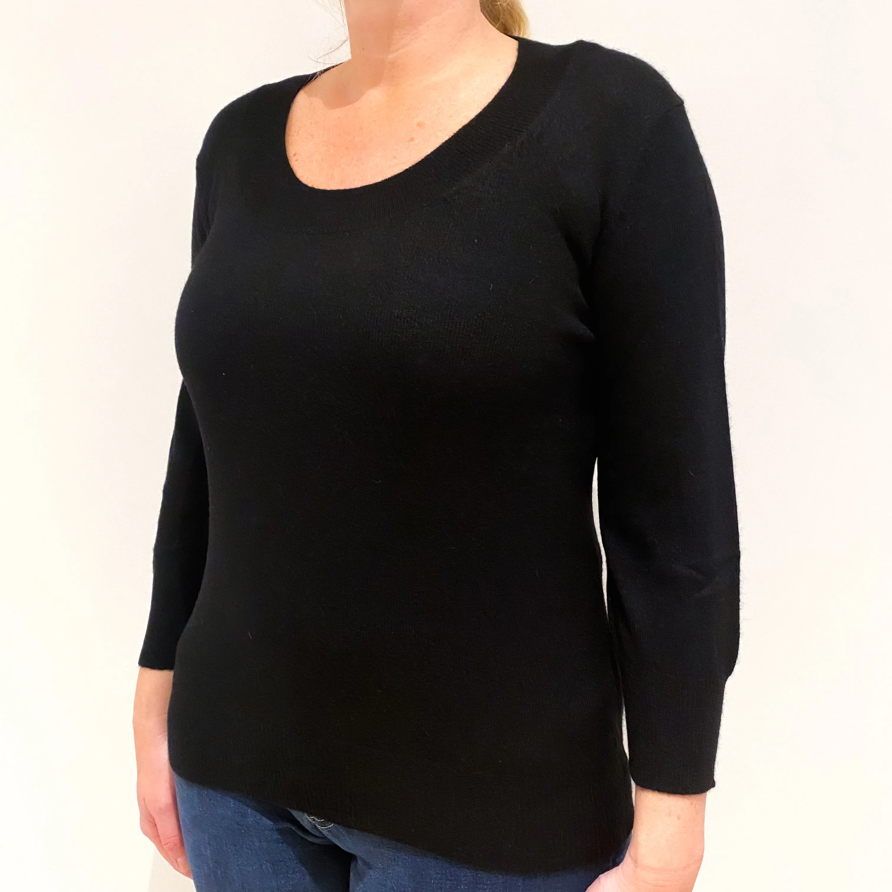 Black 3/4 Sleeved Cashmere Scoop Neck Jumper Large