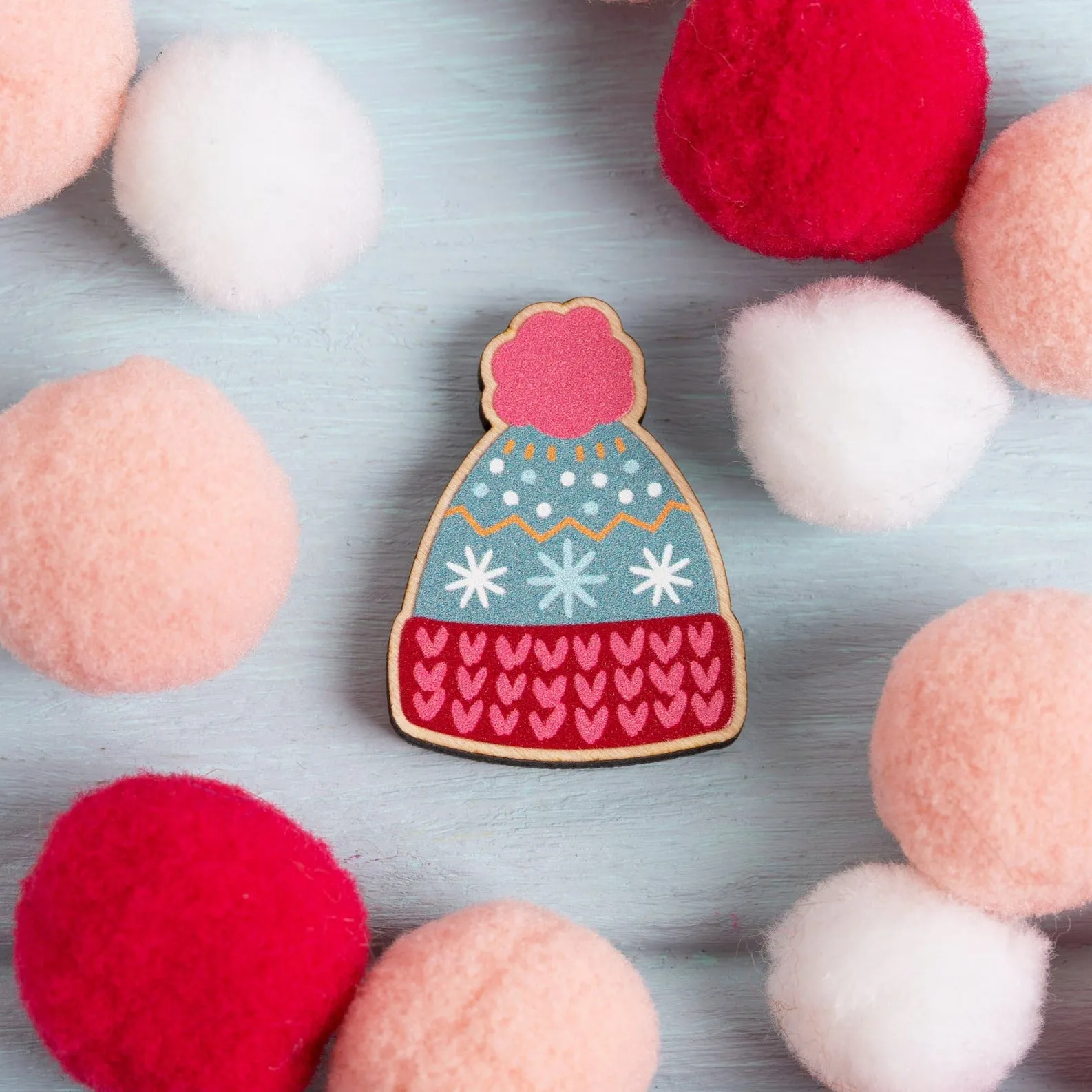 Bobble Hat Magnetic Needle Minder