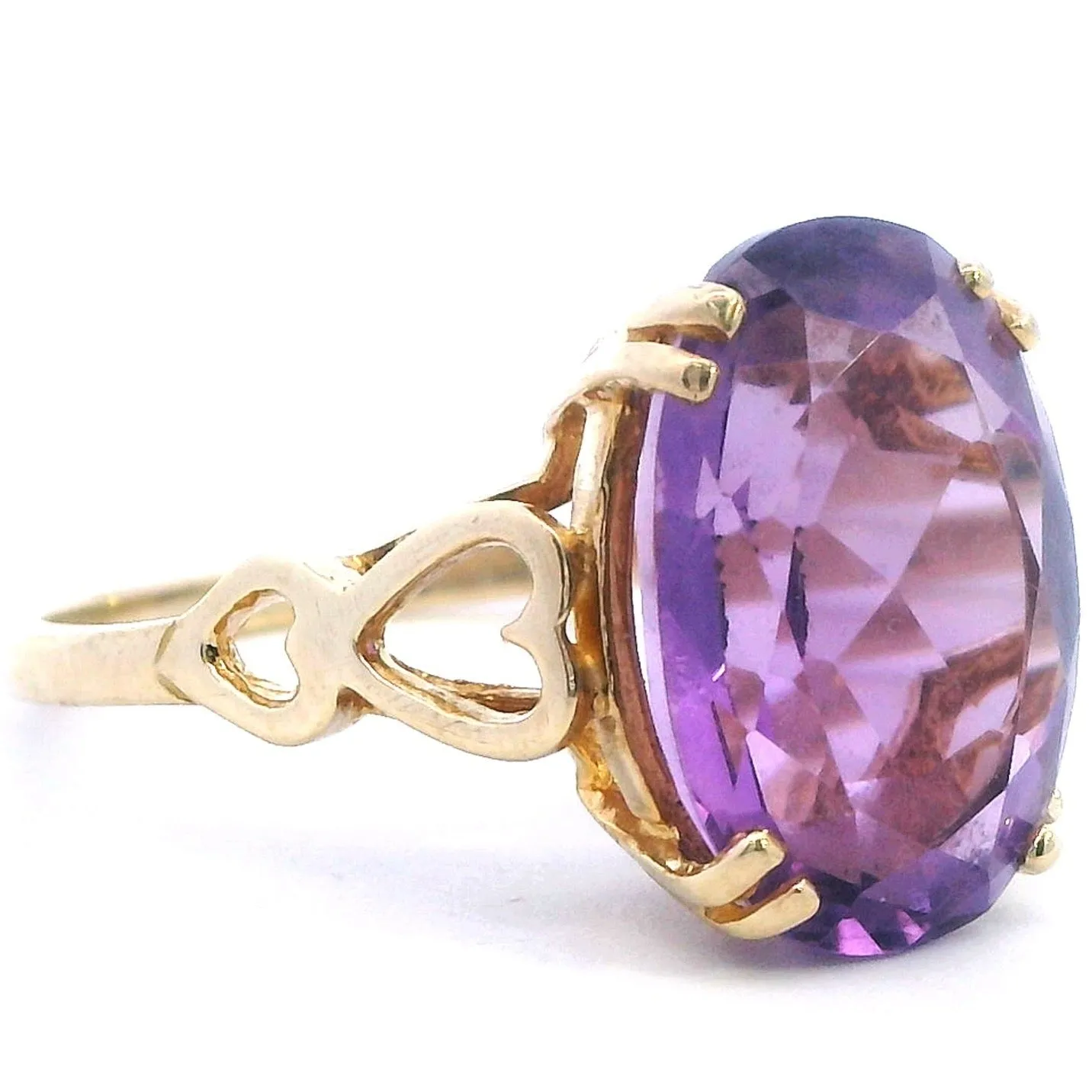 Elegant 9ct Yellow Gold Amethyst Ring