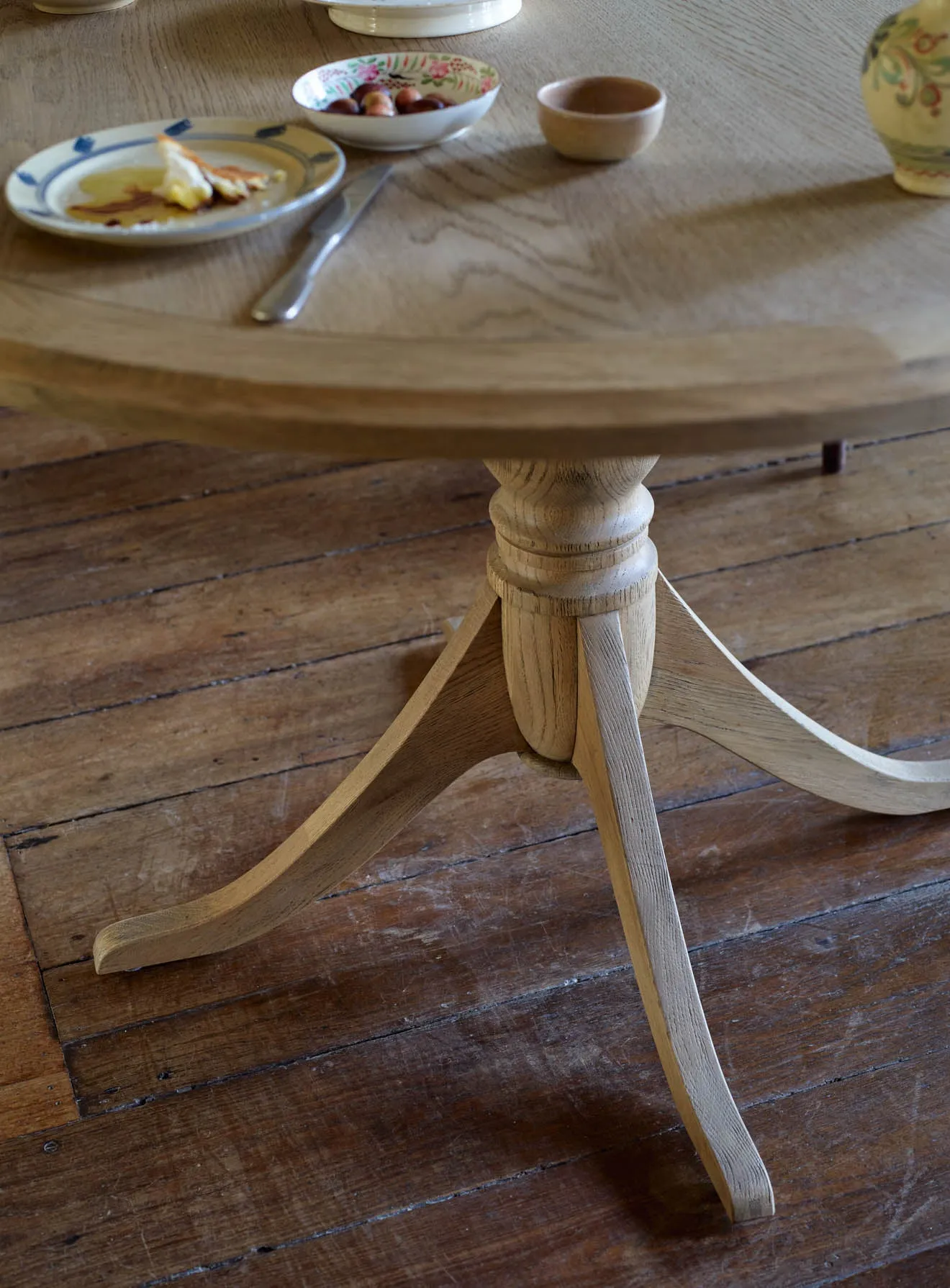 Ellery Round Dining Table