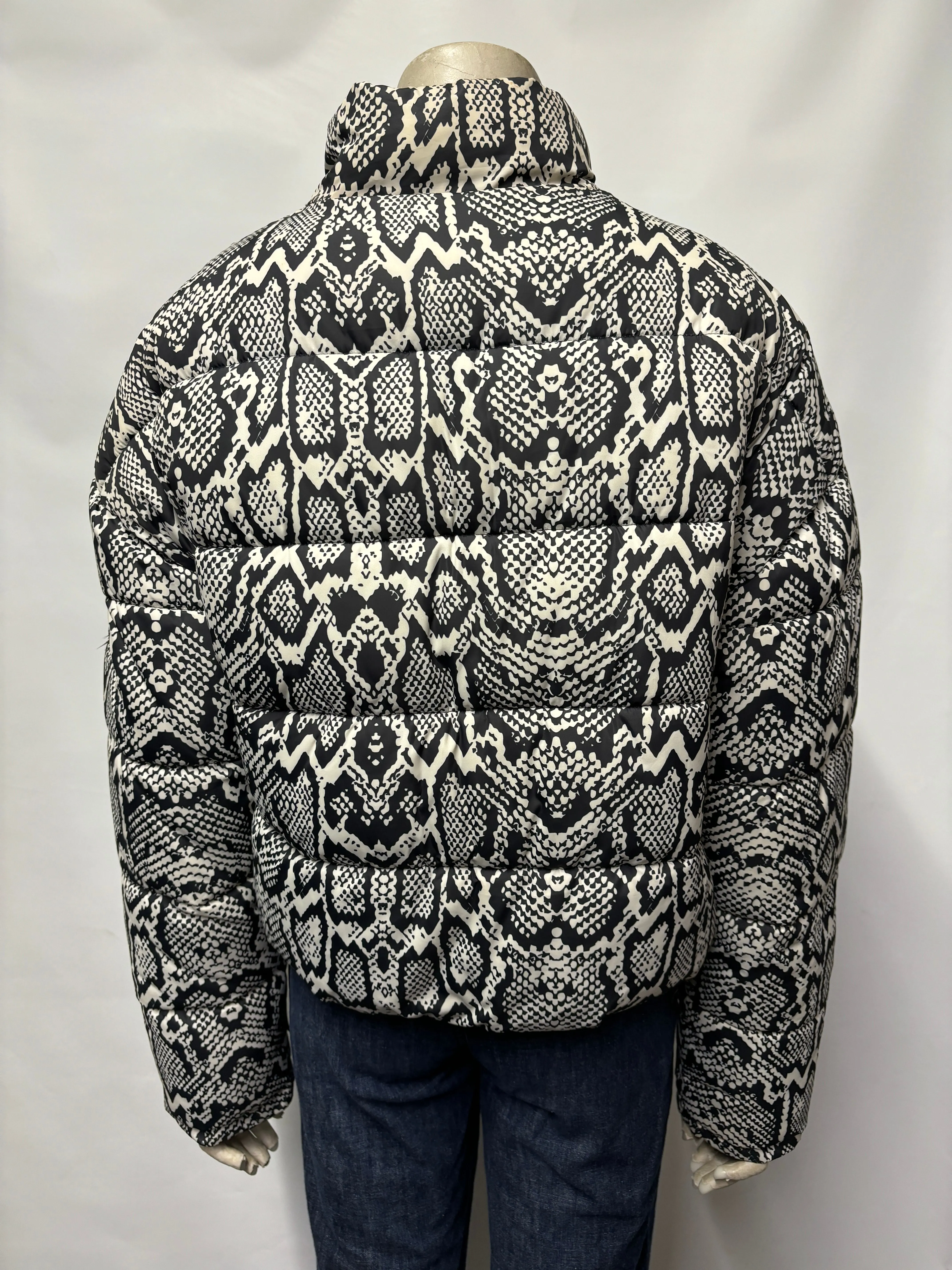 JK.Attire Black and White Snake Print Cropped Puffer Jacket Small