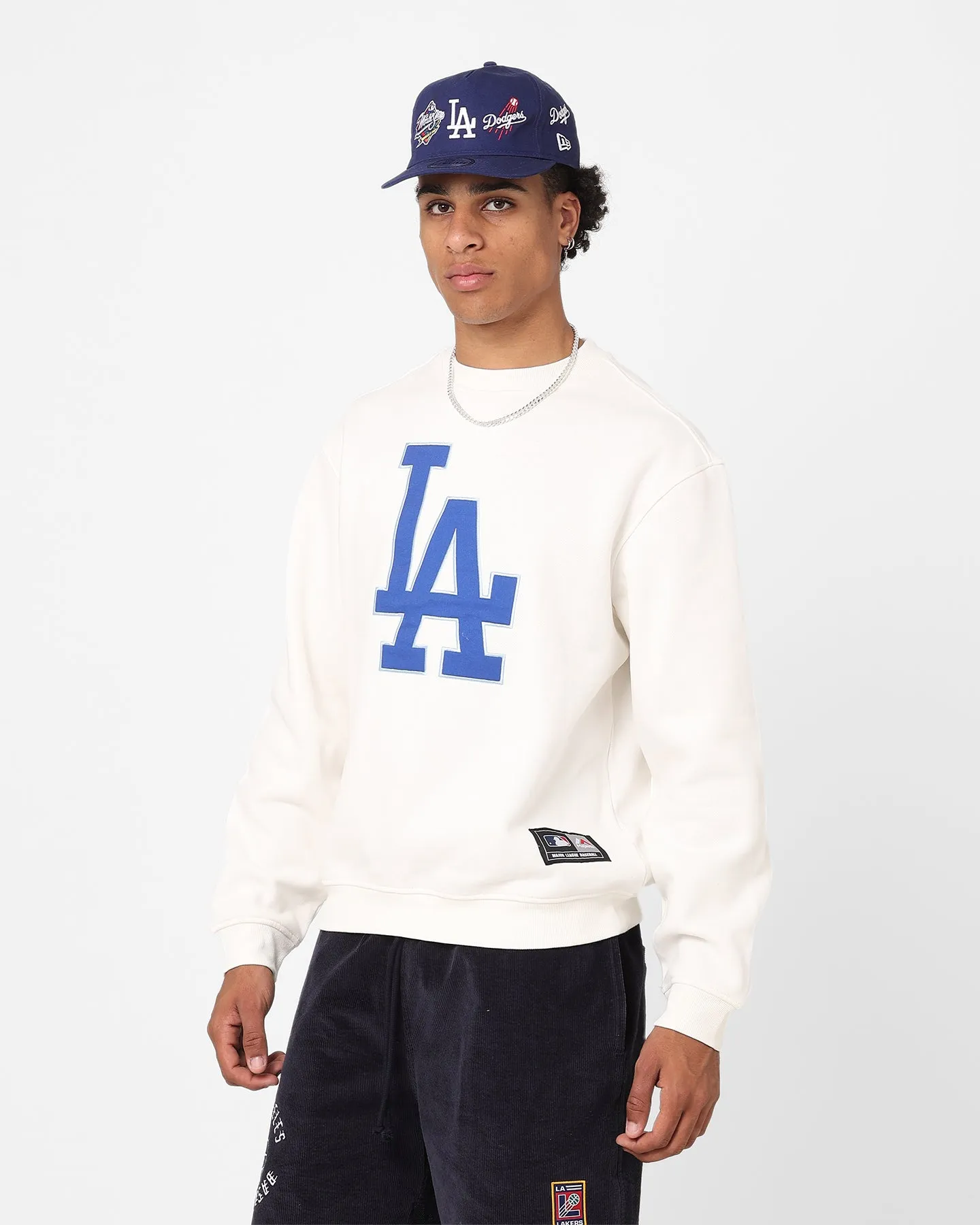 Majestic Athletic Los Angeles Dodgers Logo Applique Crewneck Vintage White