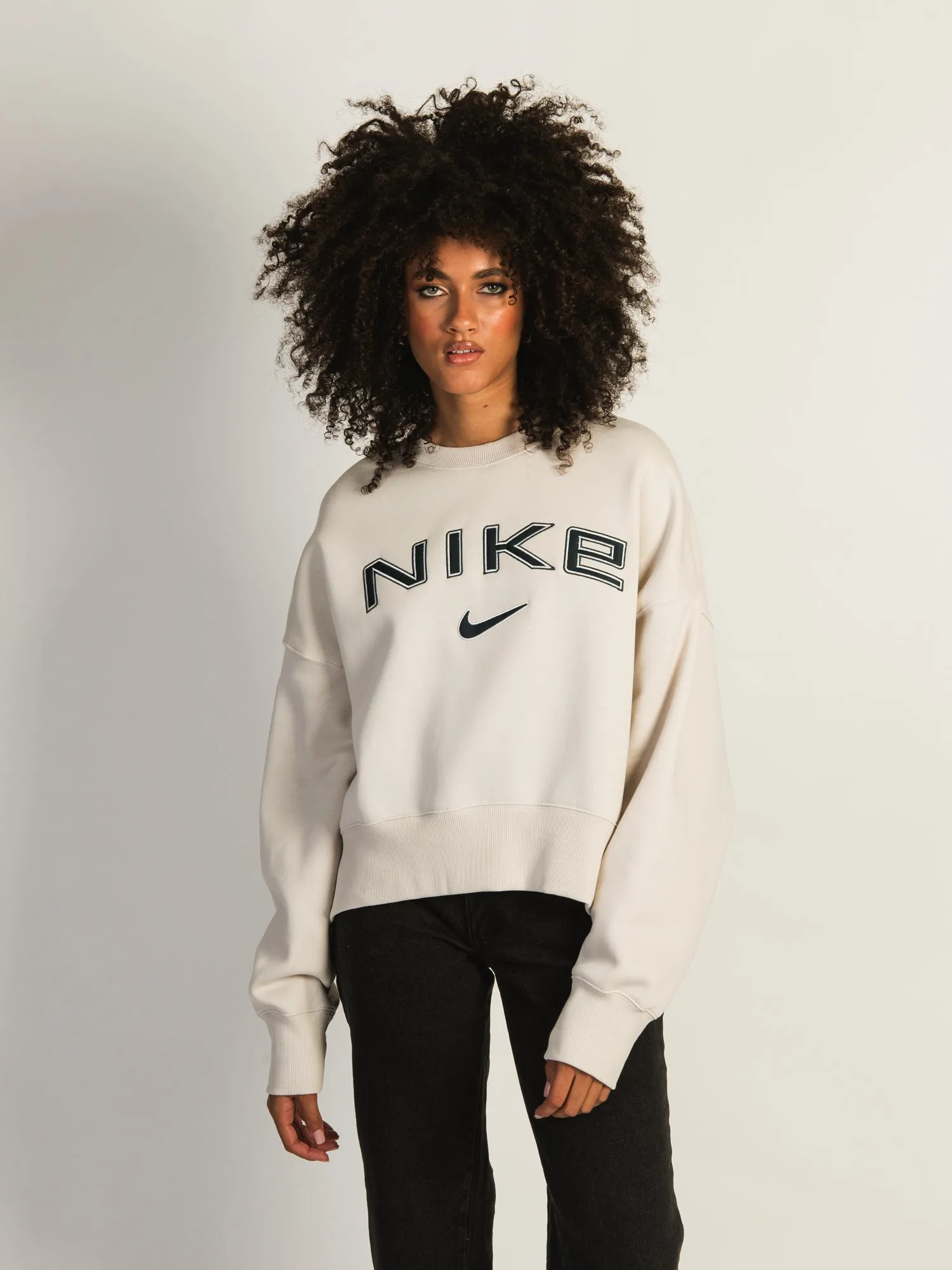 NIKE SPORTSWEAR PHOENIX FLEECE OVERSIZED LOGO CREWNECK