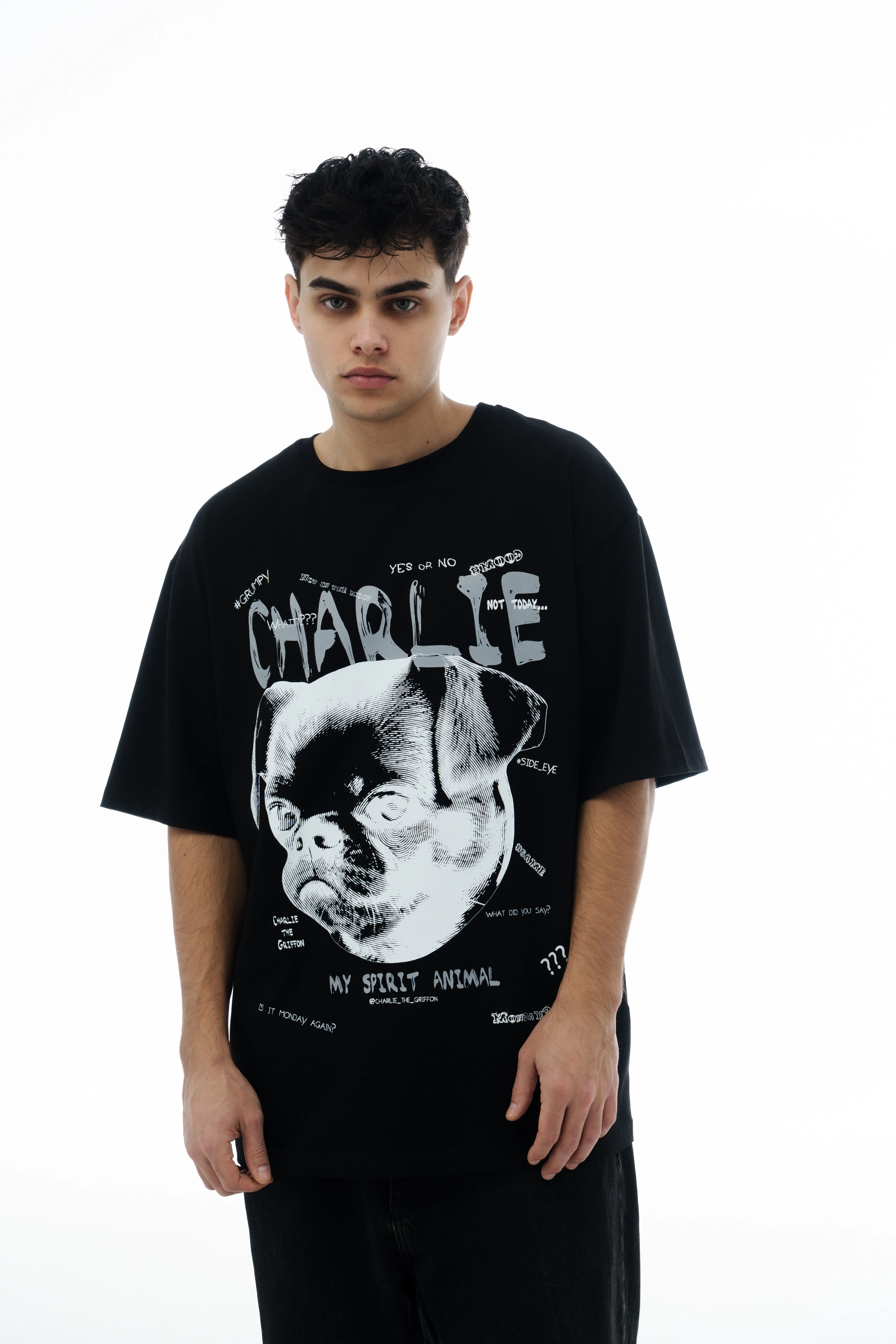 Oversized Unisex Cotton T-Shirt with "Charlie Griffon" Print – Black