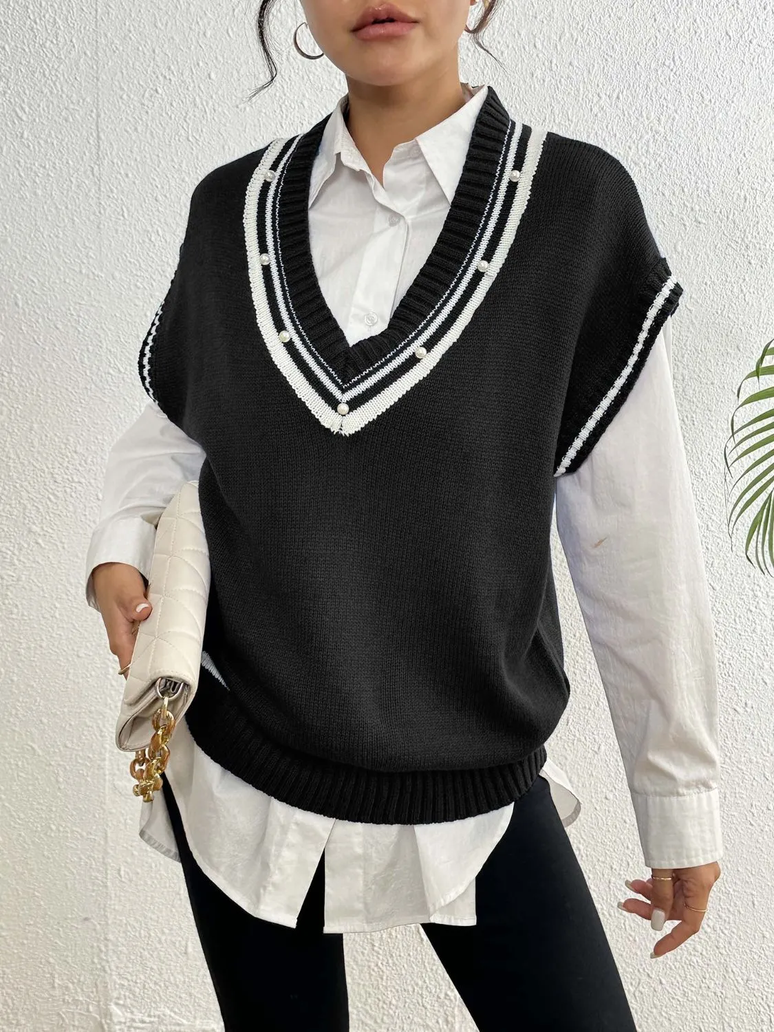 Pearl Trim Contrast V-Neck Sweater Vest