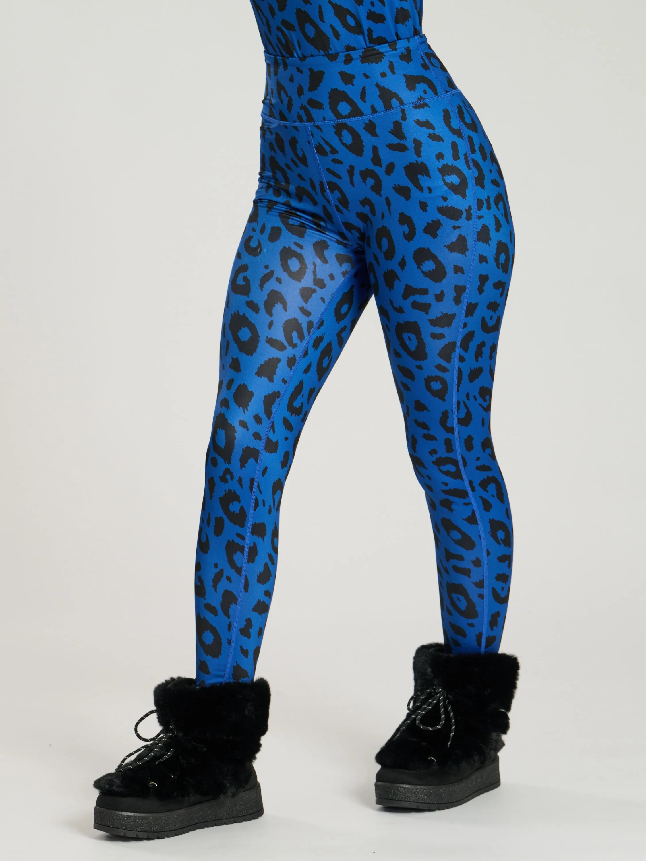 The 'Alpine' legging in electric leopard