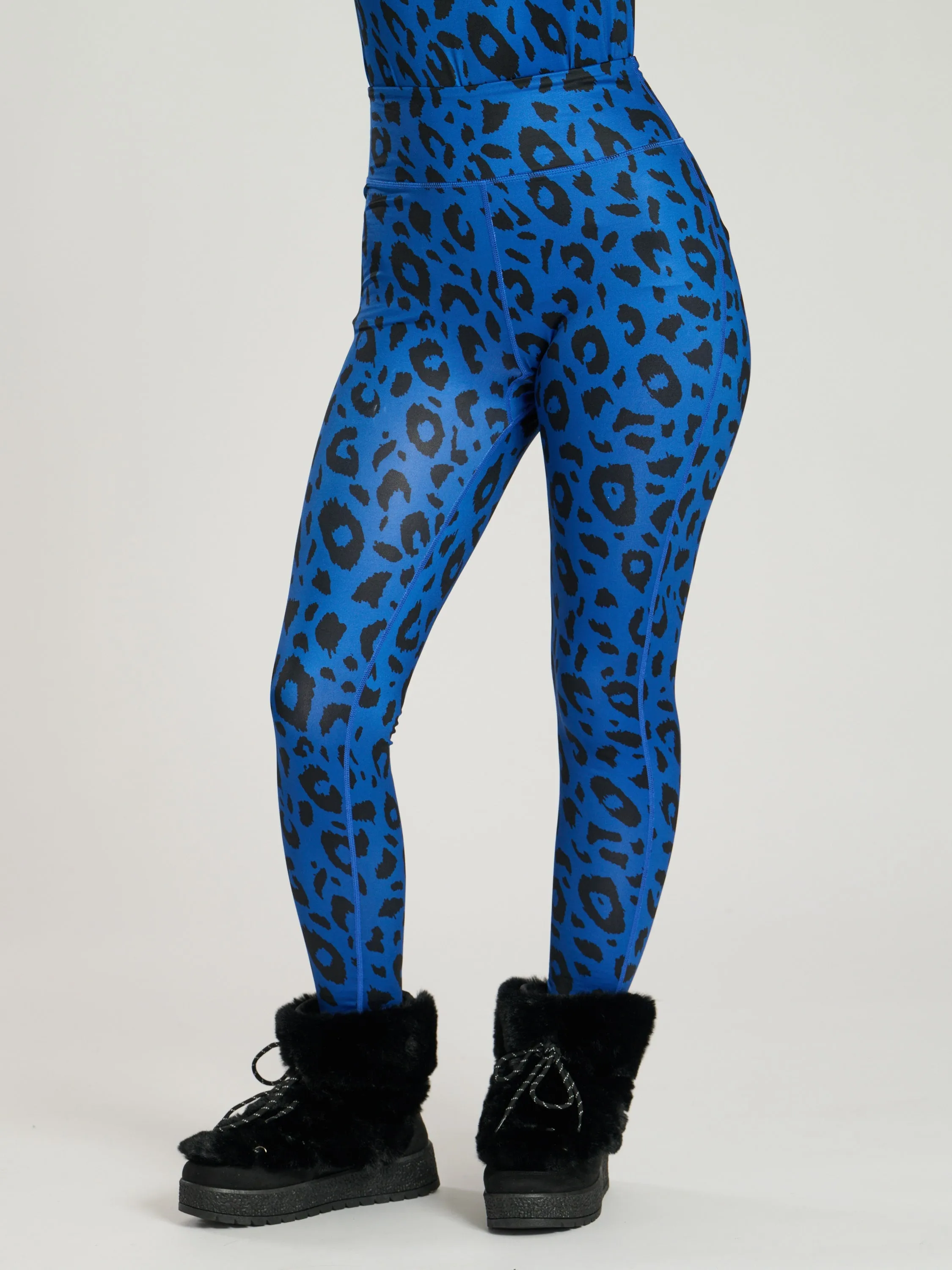 The 'Alpine' legging in electric leopard