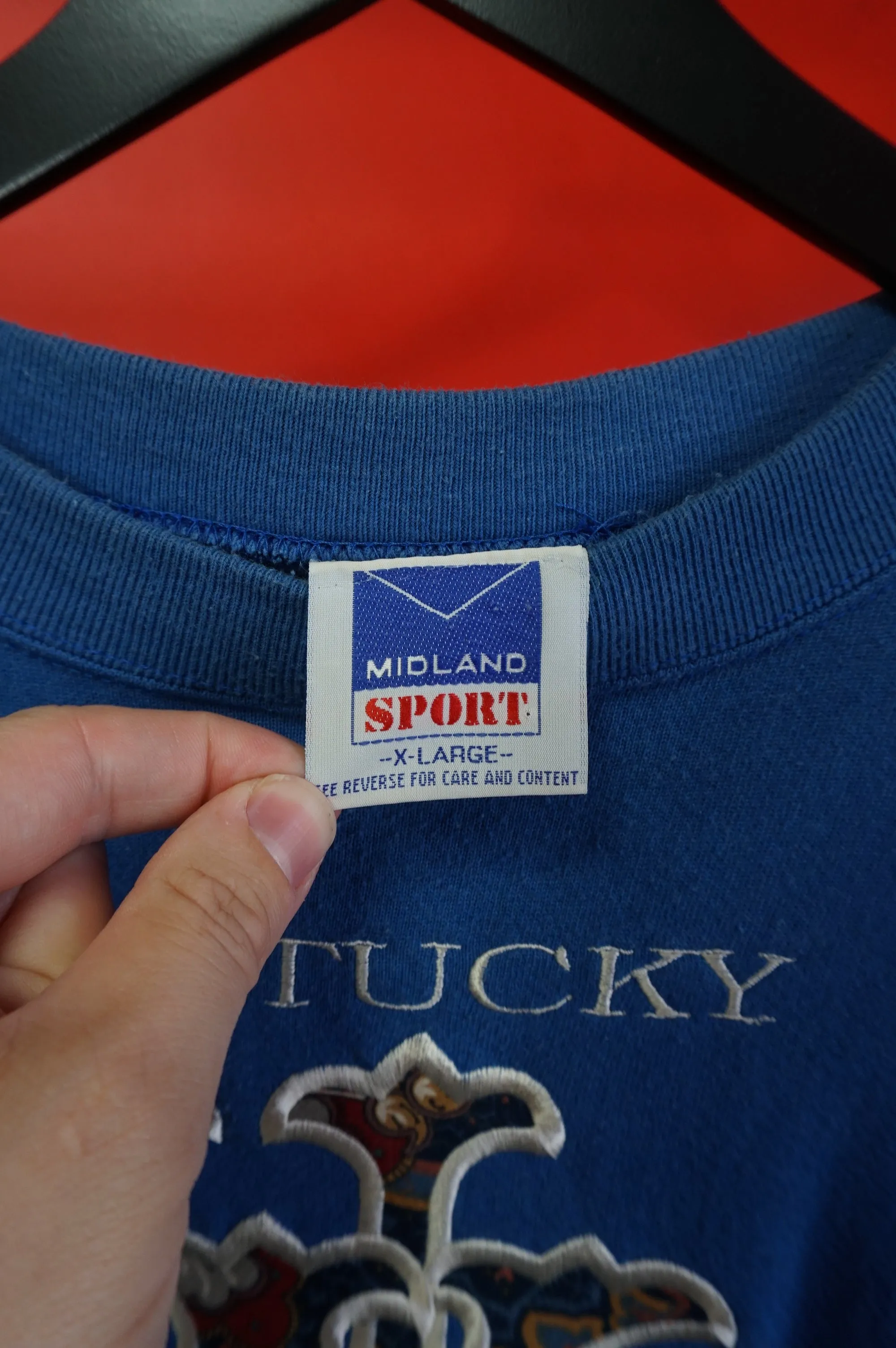 (XL) Vtg University of Kentucky Embroidered Paisley Crewneck